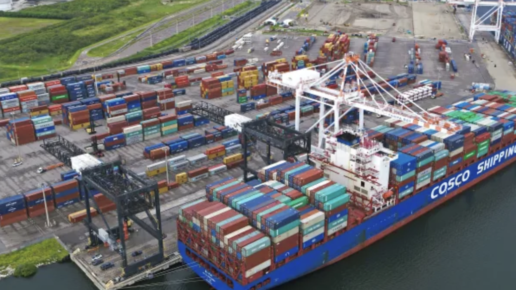 (Port Tampa Bay Photograph)