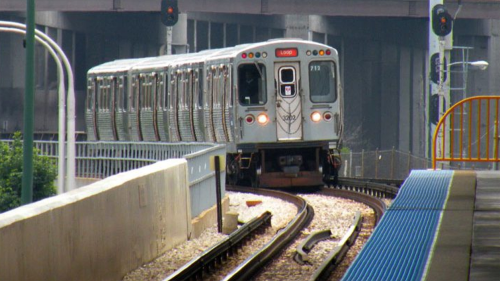 The CTA Board on May 10 signed off on an ordinance that makes permanent recent part-time student and tiered-pricing pilot programs for the agency’s U-Pass Program. (CTA Photograph Courtesy of the Federal Transit Administration)