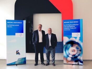 Stefan Fuchs, Chairman of the Executive Board of FUCHS SE (left), and John Kasel, President and CEO, L.B. Foster Company (right)