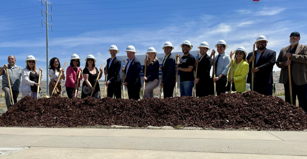 Santa Clara VTA on June 8 held a groundbreaking ceremony for the Eastridge to BART Regional Connector Project, extending light rail service from the existing Alum Rock Light Rail Station to the Eastridge Transit Center with an elevated guideway, located primarily in the center of Capital Expressway. (Santa Clara VTA Photograph)