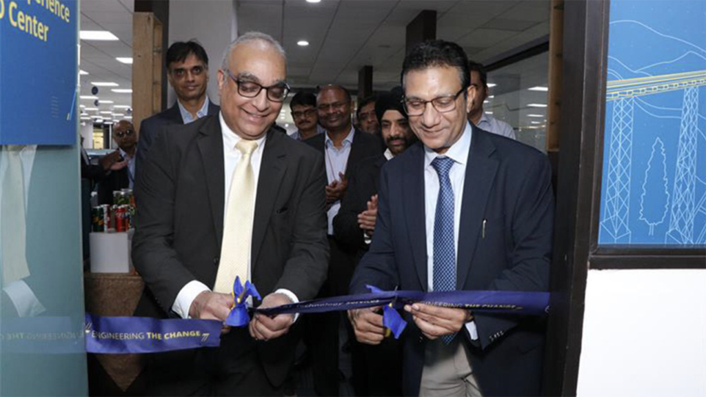 PST’s Abhinav Bhan (left) and LTTS’ Alind Saxena inaugurate the Customer Experience and R&D Center for simulation training in India. (Photograph Courtesy of PST, LTTS)
