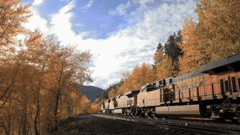 “A sincere thank you to these 17 companies that are working with us at BNSF to prioritize the importance of operating toward a more sustainable future,” BNSF Executive Vice President and CMO Tom Williams said. (BNSF Photograph)