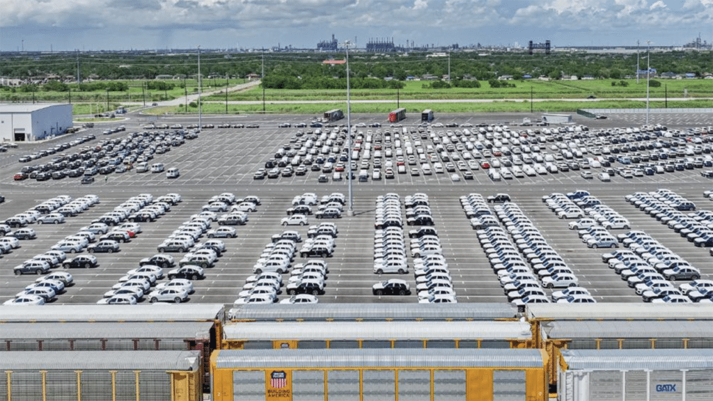 Volkswagen Group of America on Oct. 2 celebrated the grand opening of its new port facility in Freeport, Tex., which will be rail served by Union Pacific. (Photograph Courtesy of UP)