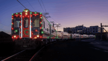 MTA Metro-North Railroad will run its first-ever Holiday Lights Train on all three commuter rail lines from Nov. 29 through New Year’s. (Photo: MTA / Emily Moser)