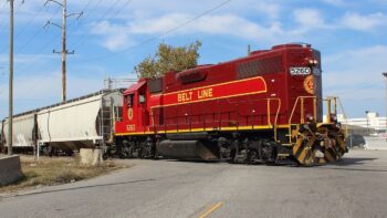Norfolk & Portsmouth Belt Line Railroad #5260 crossing Elm Ave. Portsmouth, Virginia. At U.S. Norfolk Naval Shipyard.5260 is painted a commemorative scheme as part of the Norfolk Southern, Heritage Program. (David E. George III/Wikimedia Commons)
