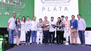 “We are proud to receive the Contenedor de Plata (Silver Container) award at the XXVI Intermodal Congress 2025, hosted by the Asociación Mexicana del Transporte Intermodal (AMTI),” CN reported via social media on June 1. (CN Photograph)