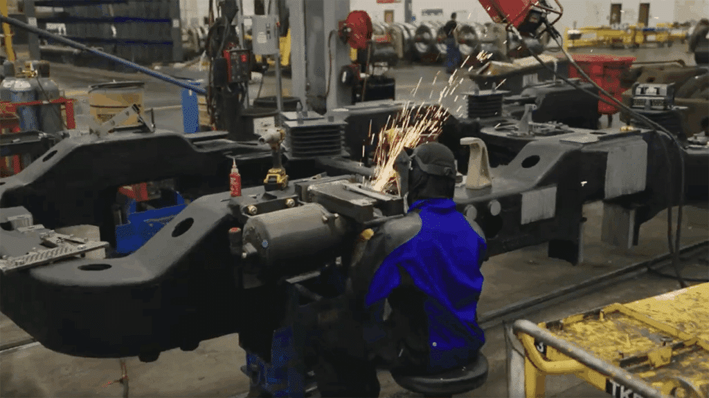 CPKC has received the first five of 100 new Tier 4 4 ET44AC locomotives from the Wabtec plant in Fort Worth, Texas (pictured). (Screen Grab from CPKC video)