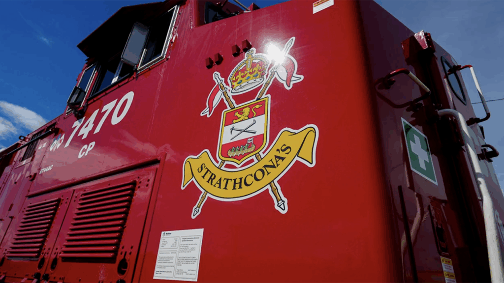 CP 7470, CPKC’s new ET44AC Tier 4, bears the logo of Lord Strathcona’s Horse (Royal Canadians), a distinguished Canadian armored regiment. (Screen Grab from CPKC video)